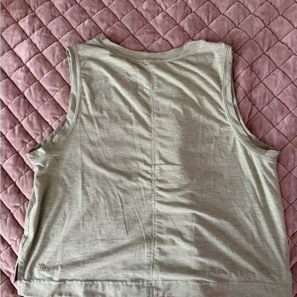 all in motion Light Sage Sleeveless Crop Tank - Picture 2 of 2